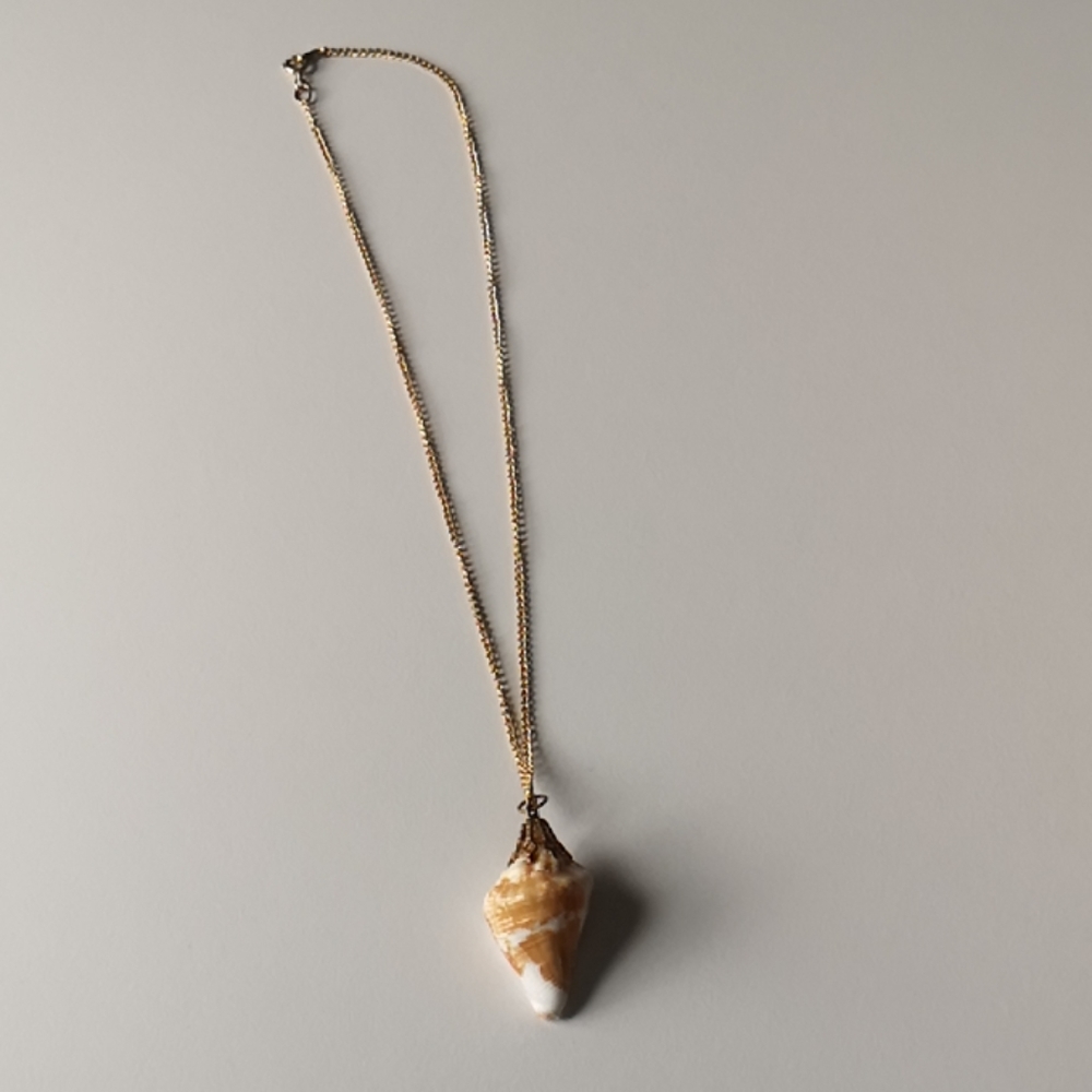 Handmade Conch Shell Necklace with Brass Bell Cap